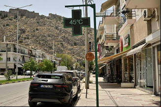 A cidade turística de Nafplion, na Grécia, registrou, nesta quarta (26/07), 45ºC: país enfrenta uma onda de calor intenso - (crédito: AFP)